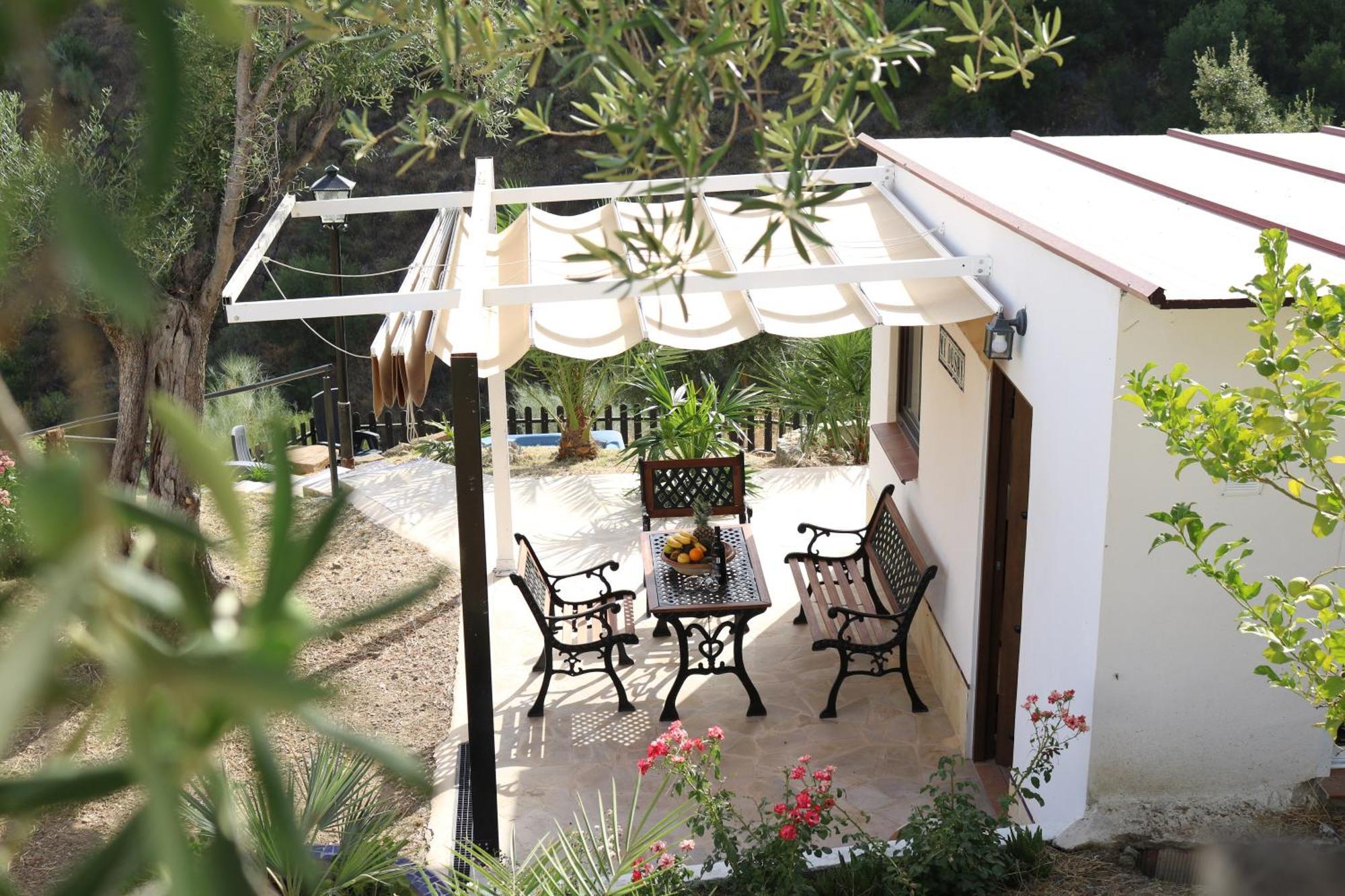 Private Detached Chalet With Own Jacuzzi Mi Dushi โตล็อกซ์ ภายนอก รูปภาพ